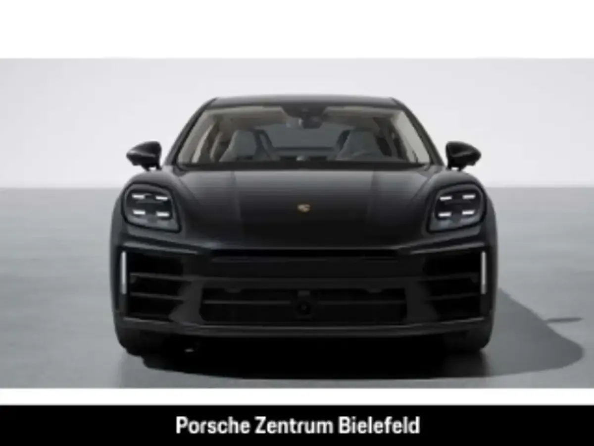 Gebraucht Porsche Panamera 4S E-Hybrid 544 PS (400 kW) 2025 Tiefschwarzmetallic Kleinwagen