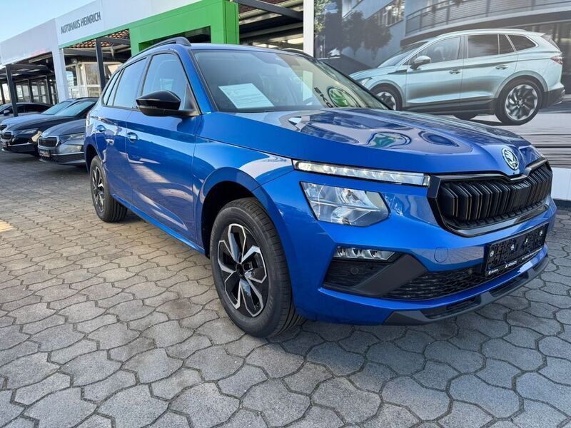 Blau Neu 2025 Skoda Kamiq Selection SUV | 25.400 € (Guter Preis) - Bild 1/4