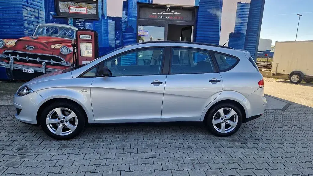 Używany Seat Altea Reference 102 KM (75 kW) 2007 Srebrny SUV