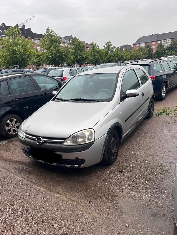 Silber Gebraucht 2002 Opel Corsa Kleinwagen | 200 € (Superpreis) - Bild 1/4