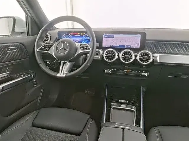 Gebraucht Mercedes EQB250 139 kW (190 PS) 2025 SUV