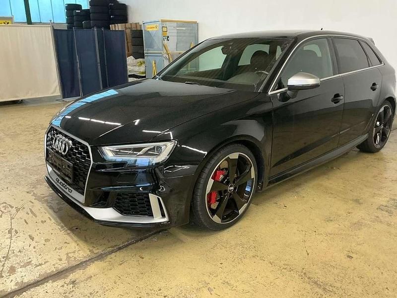 Gebraucht Audi RS3 Sportback 400 PS (294 kW) 2018 Kleinwagen
