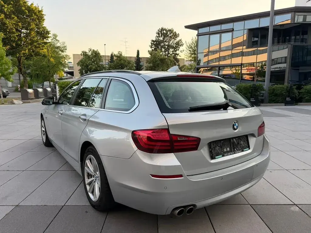 Gebraucht BMW 525 218 PS (160 kW) 2016 Silber Kombi