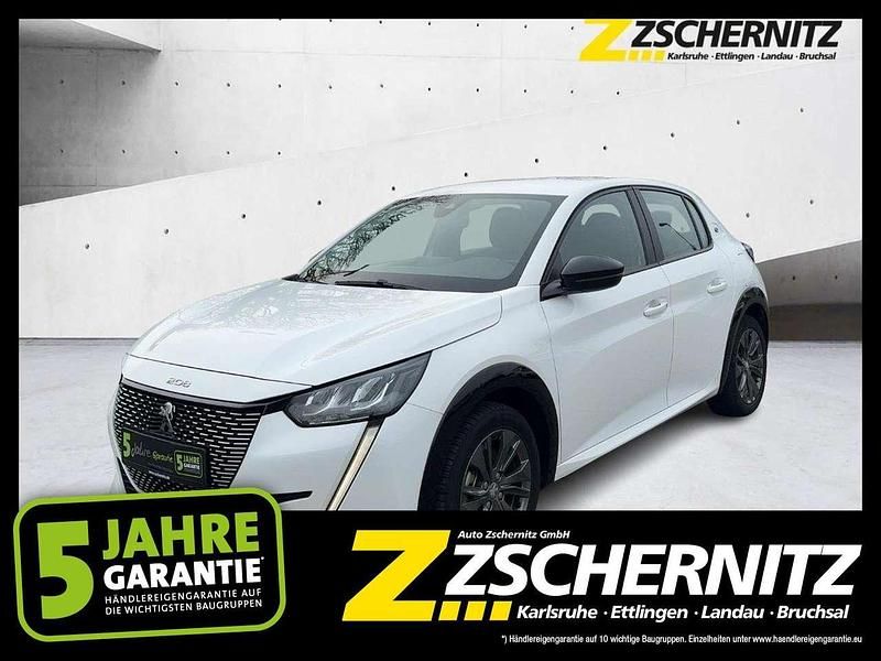 Gebraucht Peugeot 208 Active 100 kW (136 PS) 2022 Lack weiss banquise/typ aussen Kleinwagen