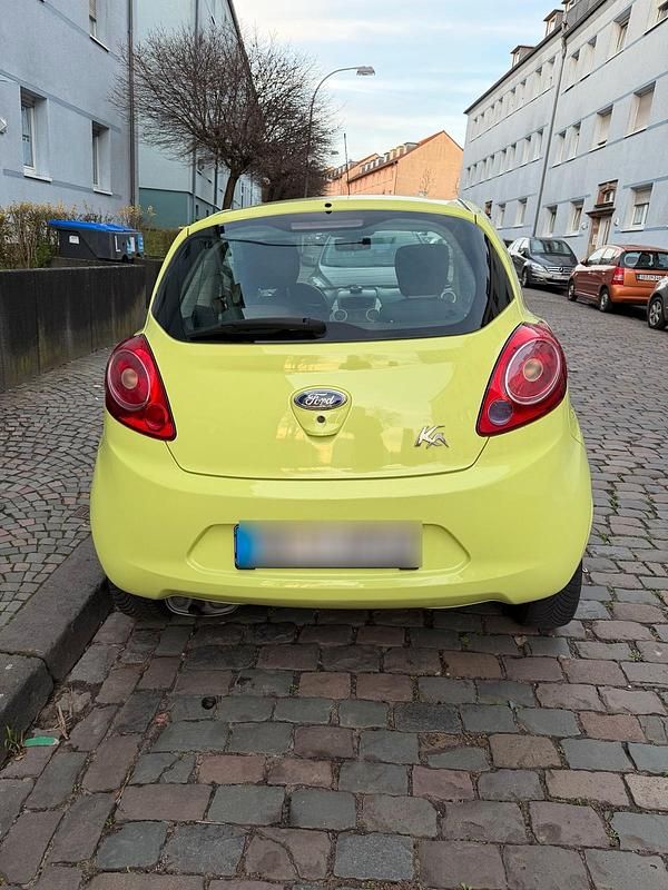 Gebraucht Ford Ka 69 PS (50 kW) 2013 Grün Kleinwagen