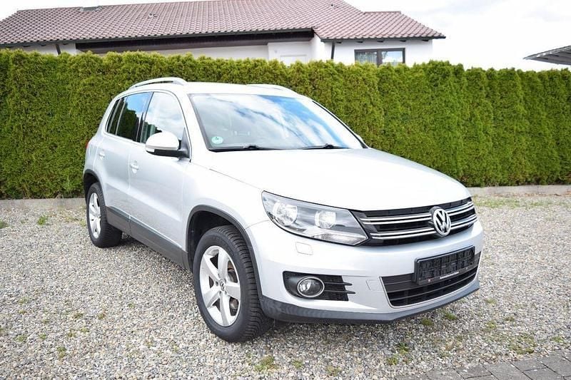 Silber Gebraucht 2012 VW Tiguan Sportline SUV | 8.500 € (Guter Preis) - Bild 1/4