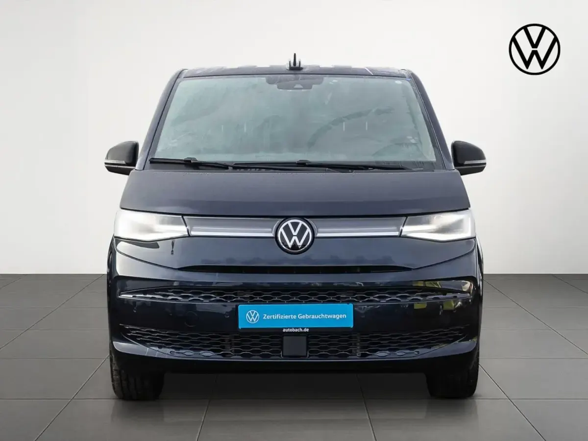 Używany VW Multivan Style 150 KM (110 kW) 2024 Niebieski Minivan