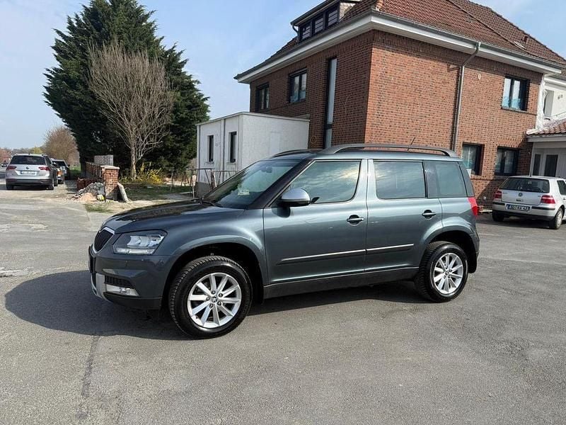 Gebraucht Skoda Yeti Ambition 110 PS (80 kW) 2016 Grau SUV