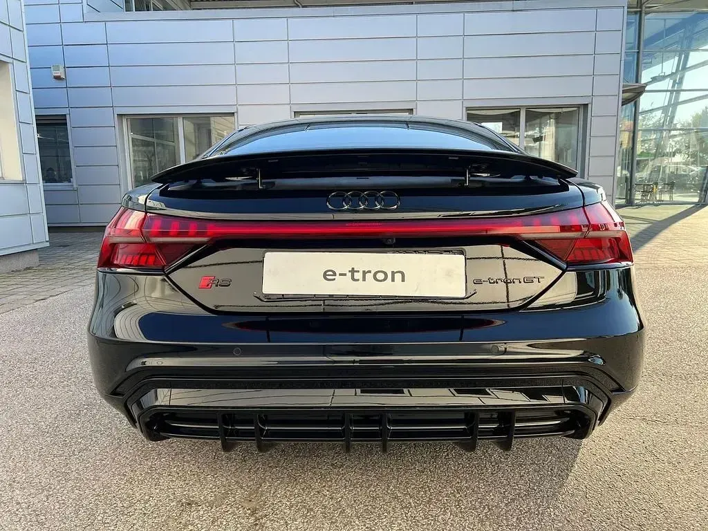 Neu Audi e-tron GT quattro Sport 439 kW (598 PS) 2025 Schwarz Limousine