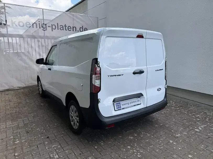 Second-hand Ford Transit Trend 101 CP (74 kW) 2025 Alb Berlinǎ