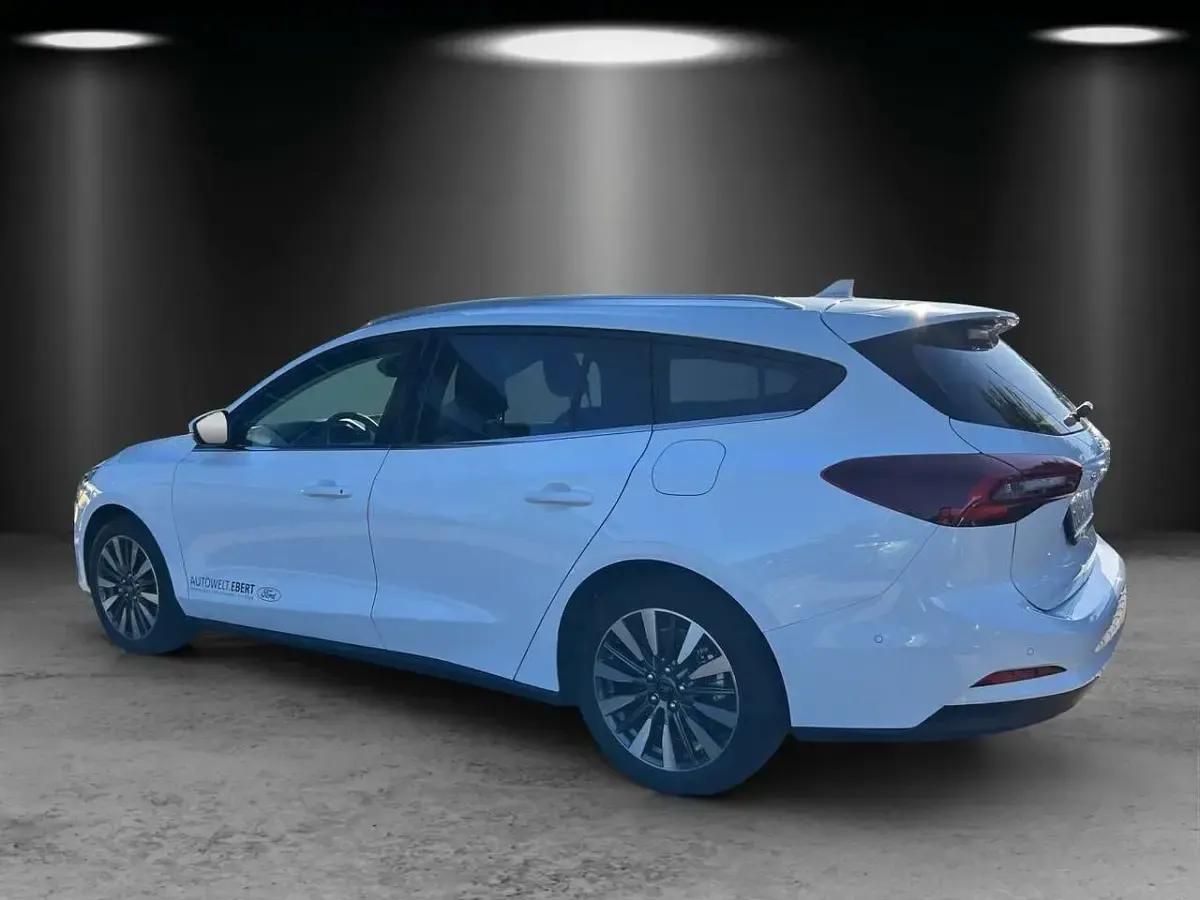 Gebraucht Ford Focus Titanium X 125 PS (91 kW) 2025 Frostweiß Kombi