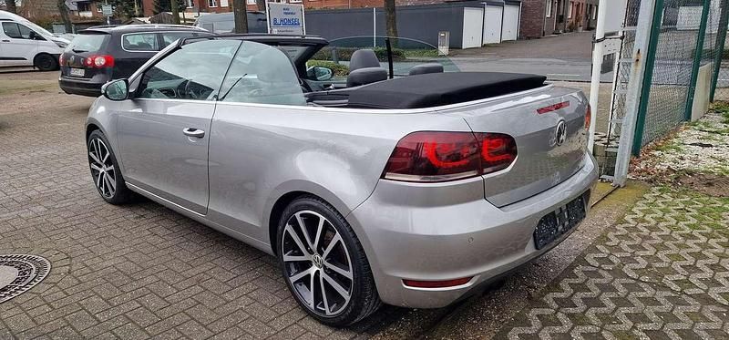 Gebraucht VW Golf Cabriolet LOUNGE 160 PS (117 kW) 2013 Braun grau Cabrio