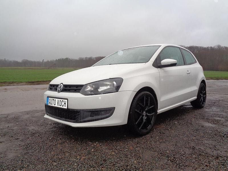 Weiß Gebraucht 2010 VW Polo Trendline | 3.900 € (Fairer Preis) - Bild 1/4