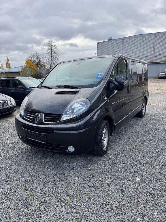 Gebraucht Renault Trafic Black Edition 114 PS (83 kW) 2013 Schwarz Van / Kleinbus