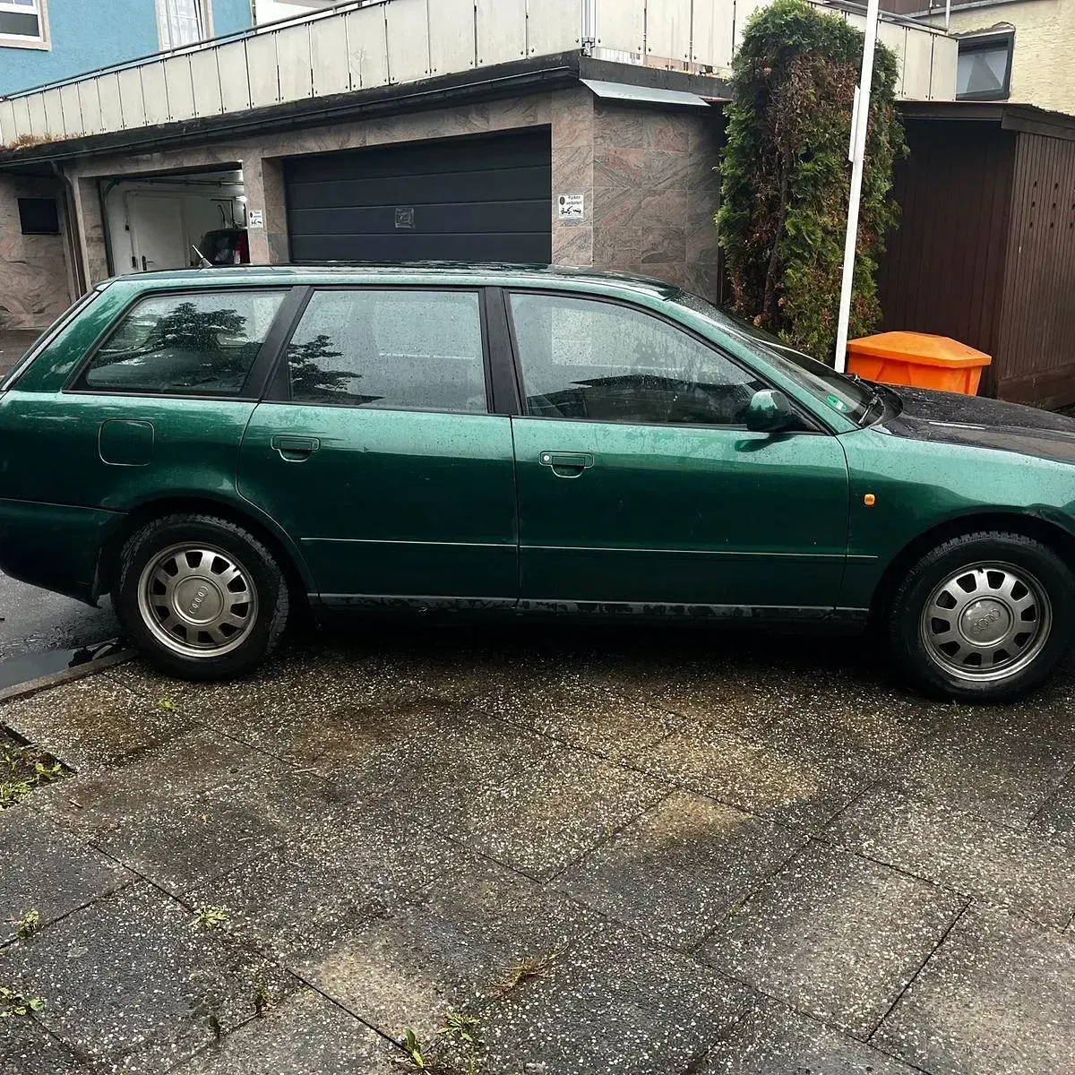 Gebraucht Audi A4 125 PS (91 kW) 1999 Grün Kombi