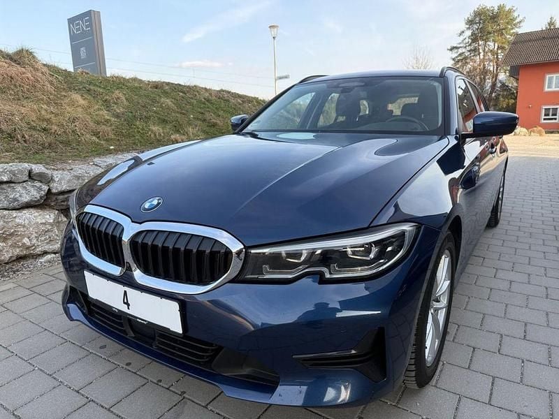 Gebraucht BMW 318 Advantage 150 PS (110 kW) 2021 Blau Kombi