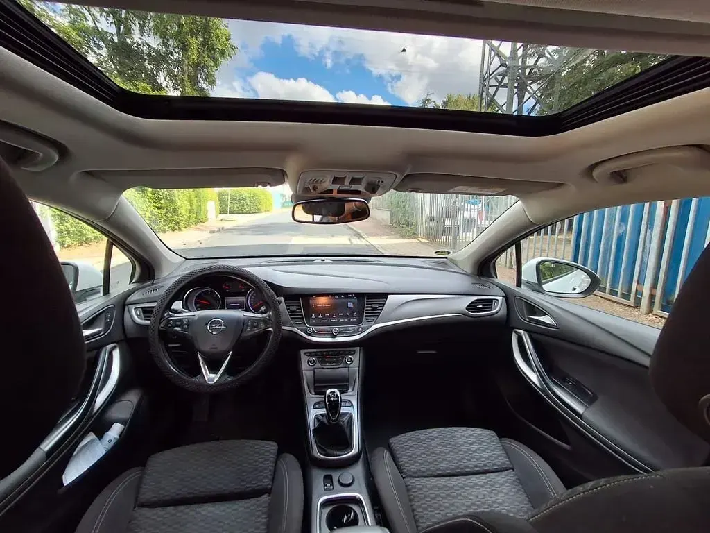 Gebraucht Opel Astra Business 110 PS (80 kW) 2019 Weiß Kombi
