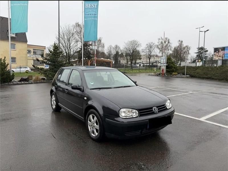 Usata VW Golf IV 2002 Nero Utilitaria