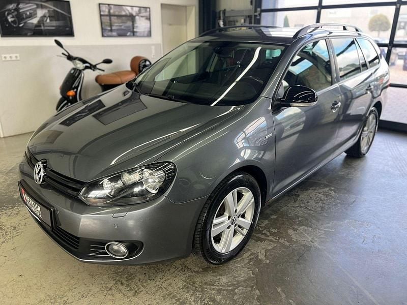 Platinum grey Gebraucht 2013 VW Golf VII Match Kombi | 6.950 € (Superpreis) - Bild 1/3