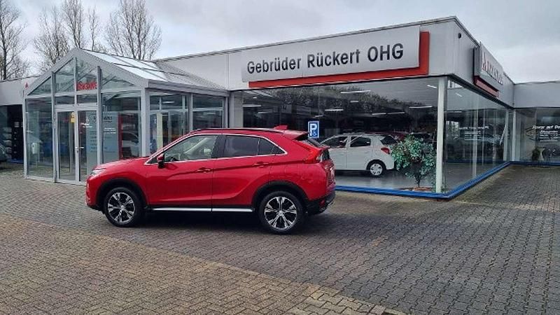 Gebraucht Mitsubishi Eclipse Cross Edition 163 PS (119 kW) 2018 Dynamikrot SUV