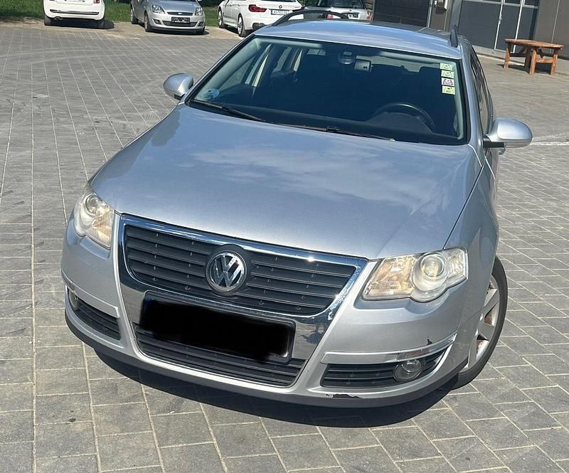 Silber Gebraucht 2009 VW Passat Kombi | 1.199 € (Superpreis) - Bild 1/4