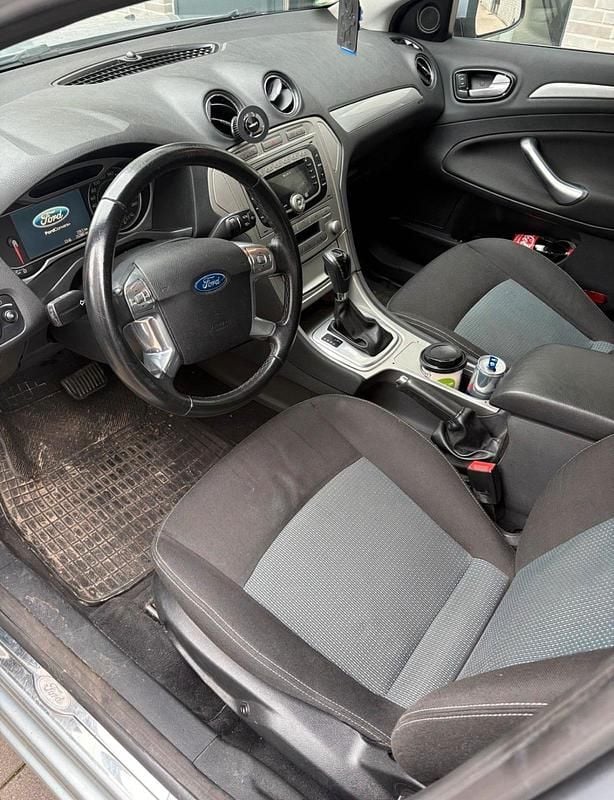 Gebraucht Ford Mondeo 2009 Grau Limousine
