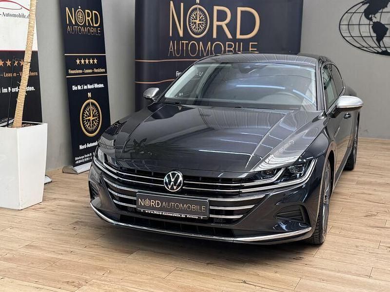 Mangangrau metallic (metallic) Gebraucht 2023 VW Arteon Elegance Kombi | 29.899 € (Guter Preis) - Bild 1/3