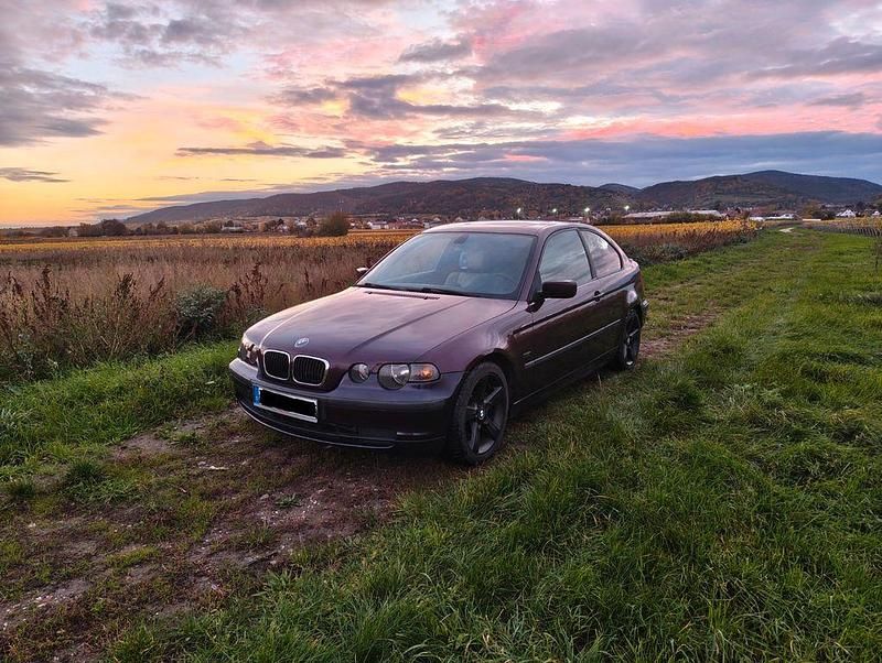 Violet Gebraucht 2002 BMW 318 Compact Performance Kleinwagen | 2.000 € (Fairer Preis) - Bild 1/4