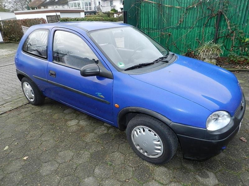 Gebraucht Opel Corsa 45 PS (33 kW) 1997 Blau Kleinwagen