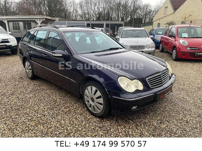 Gebraucht Mercedes C180 143 PS (105 kW) 2003 Violet Kombi