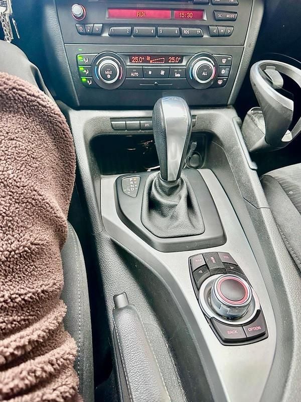 Gebraucht BMW X1 176 PS (129 kW) 2009 Schwarz SUV