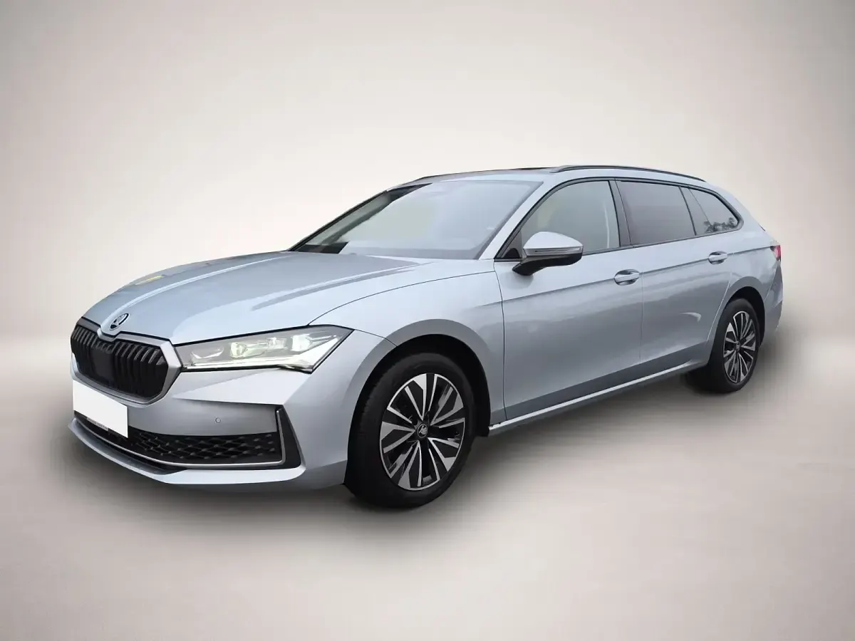 Gebraucht Skoda Superb Selection 265 PS (194 kW) 2025 Kombi