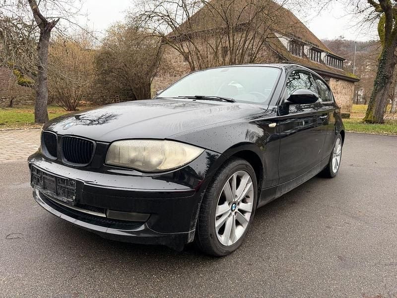 Gebraucht BMW 116 Sport Line 122 PS (89 kW) 2009 Schwarz Kleinwagen