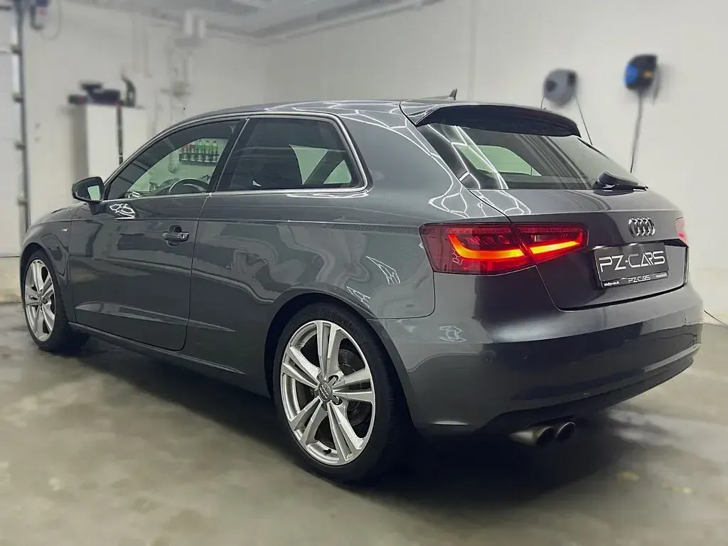 Używany Audi A3 S-Line 122 KM (89 kW) 2013 Szary Sedan/Limuzyna