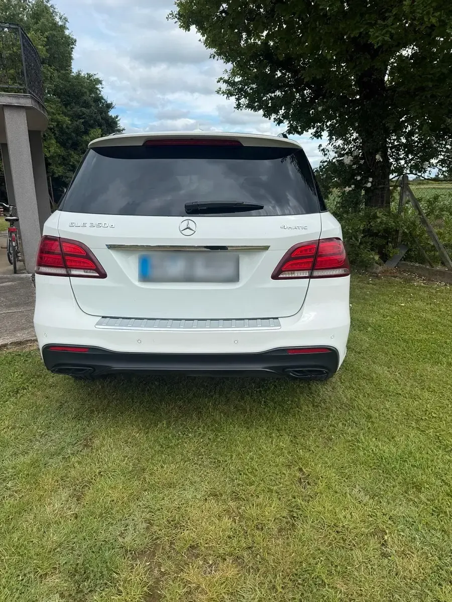 Gebraucht Mercedes GLE350 258 PS (189 kW) 2018 Weiß SUV