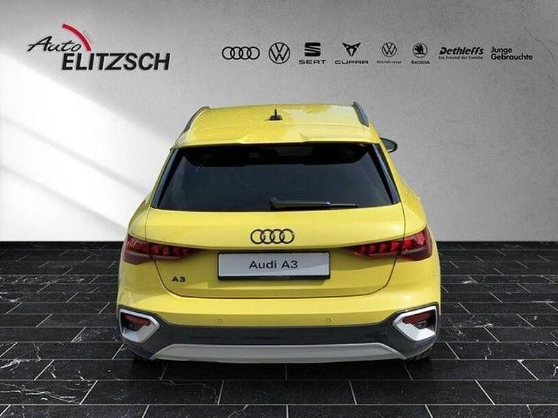 Gebraucht Audi A3 Ambiente 150 PS (110 kW) 2024 Pythongelb metallic Limousine