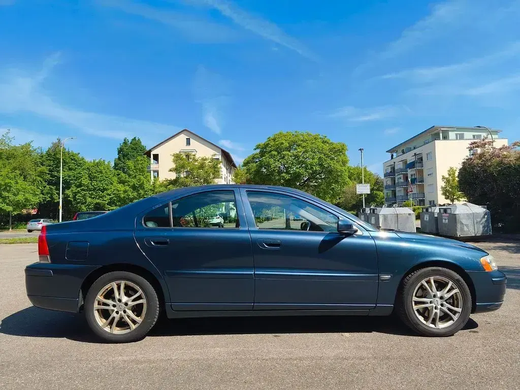 Gebraucht Volvo S60 Summum 185 PS (136 kW) 2006 Blau Limousine