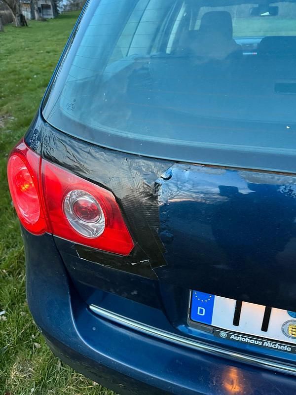 Gebraucht VW Passat 140 PS (102 kW) 2008 Blau Kombi