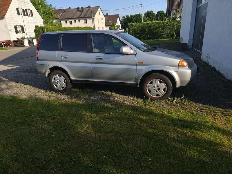 Grau Gebraucht 1999 Honda City SUV | 500 € - Bild 1/4