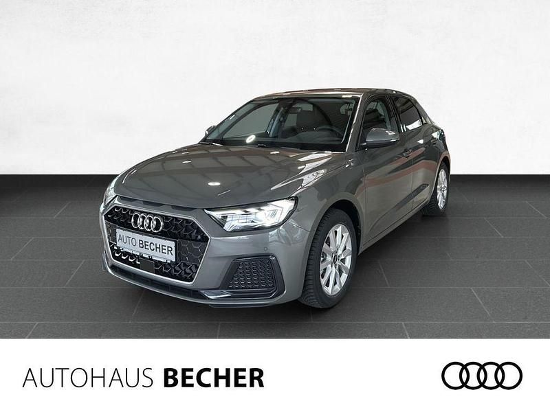 Grau Neu 2025 Audi A1 Advanced Plus Kleinwagen | 28.750 € (Guter Preis) - Bild 1/4