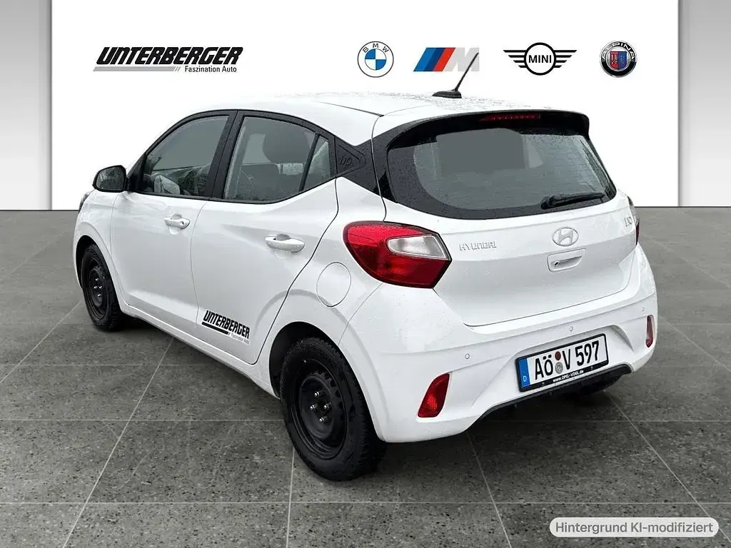 Gebraucht Hyundai i10 Trend 63 PS (46 kW) 2025 Atlas white / sol Kleinwagen
