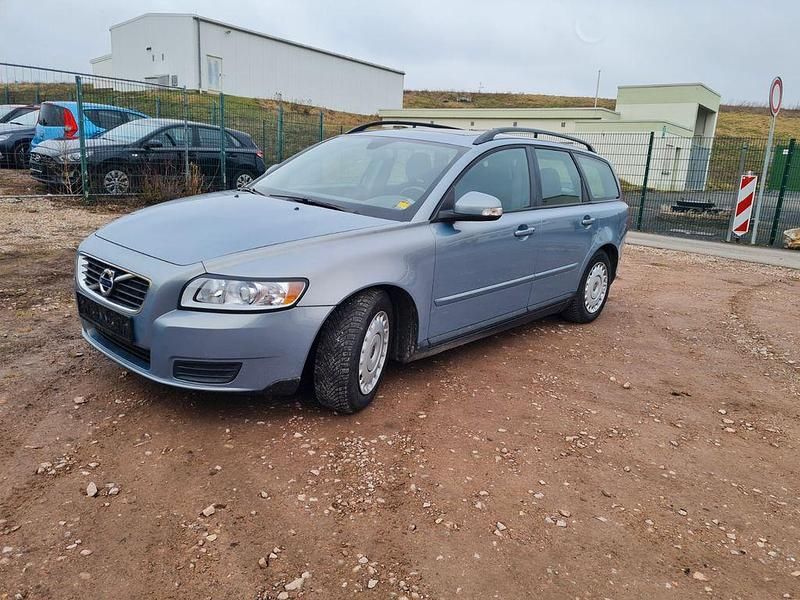 Gebraucht Volvo V50 114 PS (83 kW) 2011 Blau Kombi