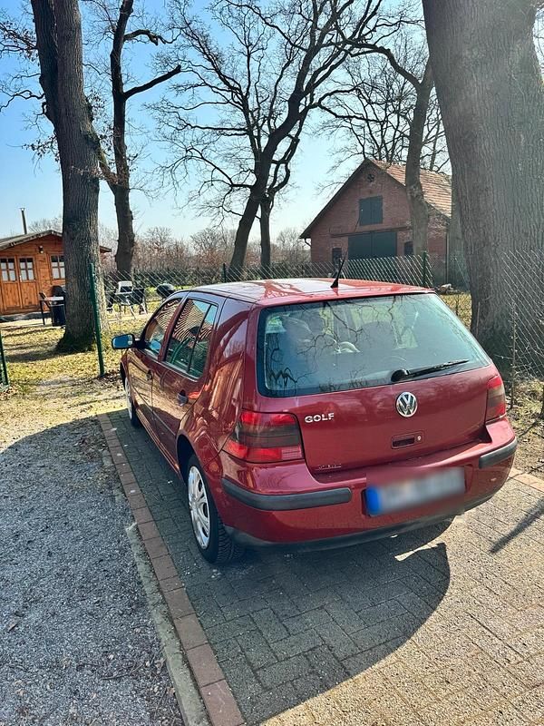 Gebraucht VW Golf IV 75 PS (55 kW) 1998 Rot Kleinwagen