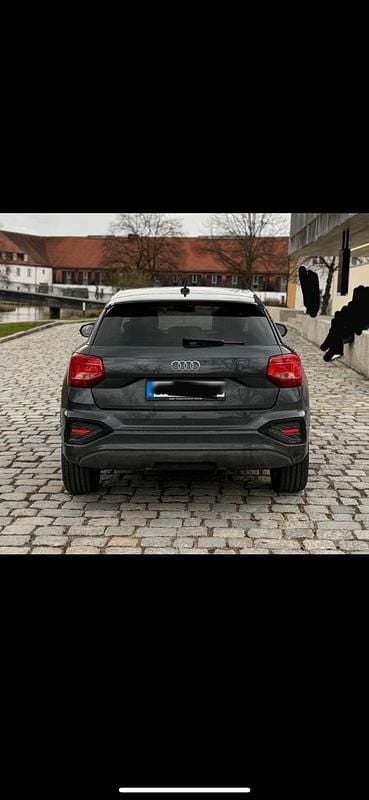Gebraucht Audi Q2 150 PS (110 kW) 2023 Grau SUV