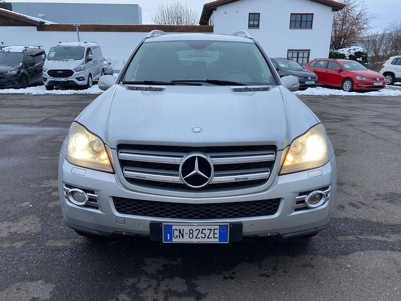Gebraucht Mercedes GL320 224 PS (164 kW) 2008 Silber SUV