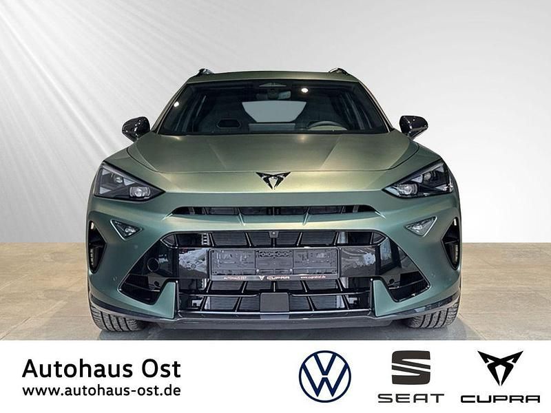 Neu Cupra Formentor VZ 333 PS (244 kW) 2026 Grün SUV