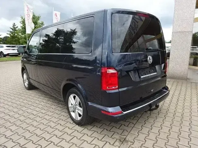 Gebraucht VW Multivan Comfortline 204 PS (150 kW) 2015 Starlight blue Van / Kleinbus