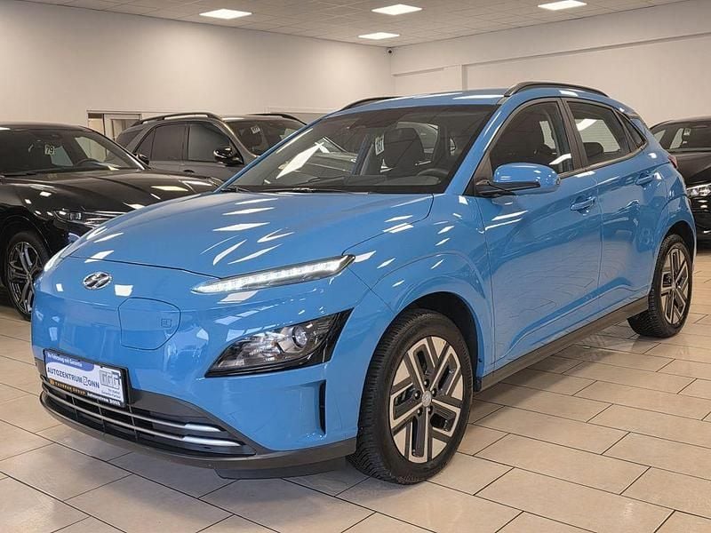 Hellblau Gebraucht 2022 Hyundai Kona SUV | 15.450 € (Superpreis) - Bild 1/4