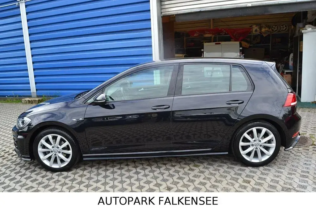 Second-hand VW Golf VII Highline 150 CP (110 kW) 2019 Negru Berlinǎ