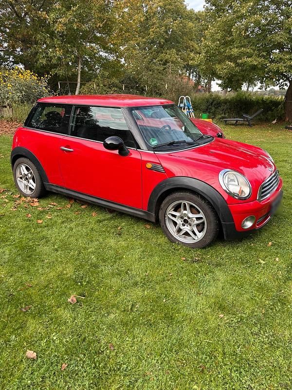 Gebraucht Mini ONE 95 PS (69 kW) 2007 Rot Kleinwagen